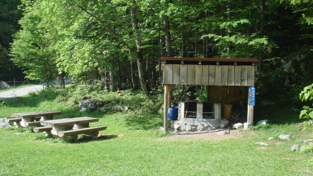 Spiel und Picknickplatz Süssberge